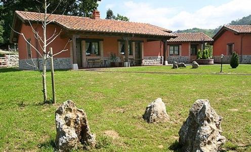 Apartamentos Rurales La Granda Cangas de Onis Exterior photo